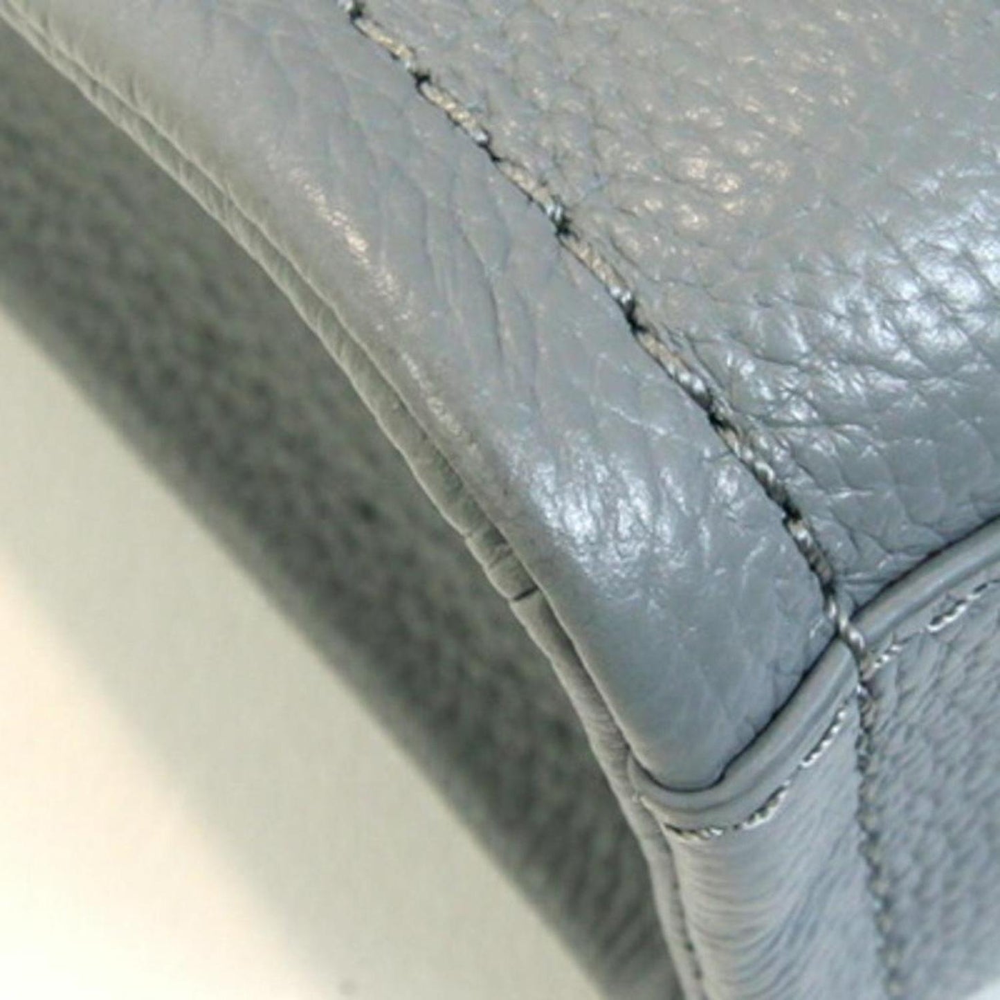 Leather Handbag Pochette (Pre-Owned)