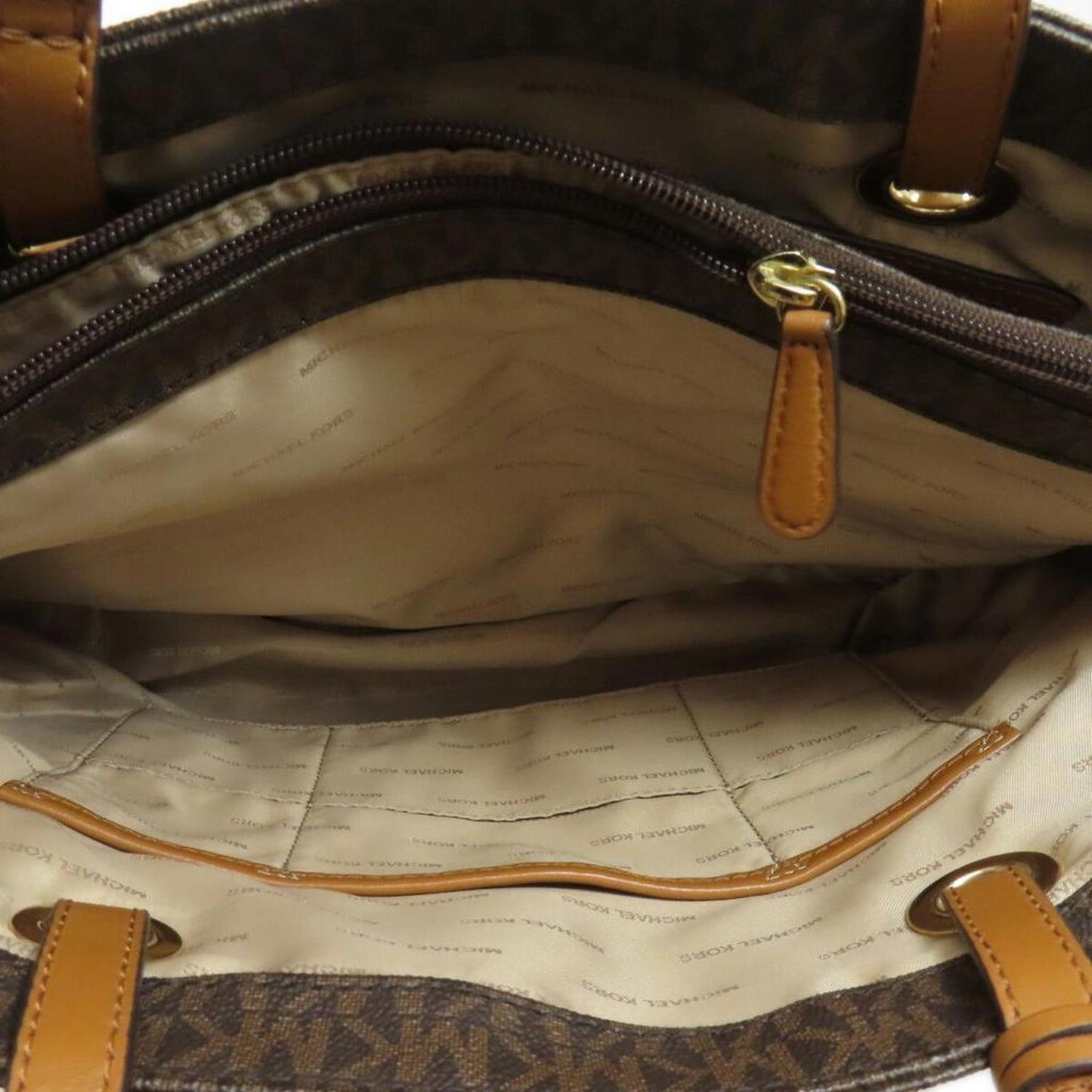 Pvc Tote Bag (Pre-Owned)