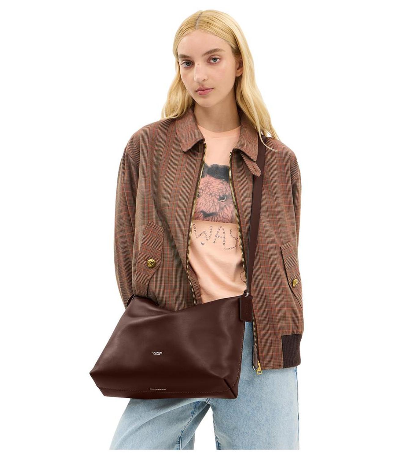 Mott Messenger Bag 33