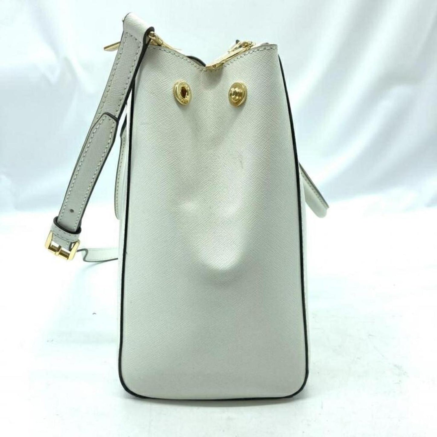 blue  Leather Shoulder Bag (Pre-Owned)