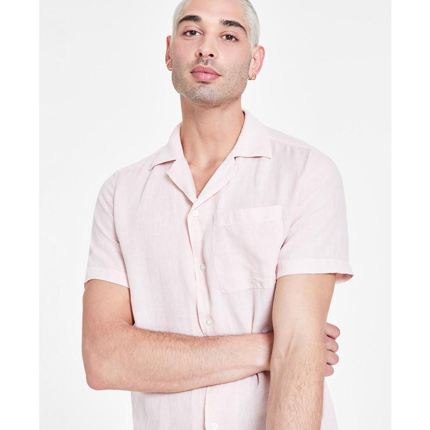 Men's Relaxed-Fit Button-Up Shirt