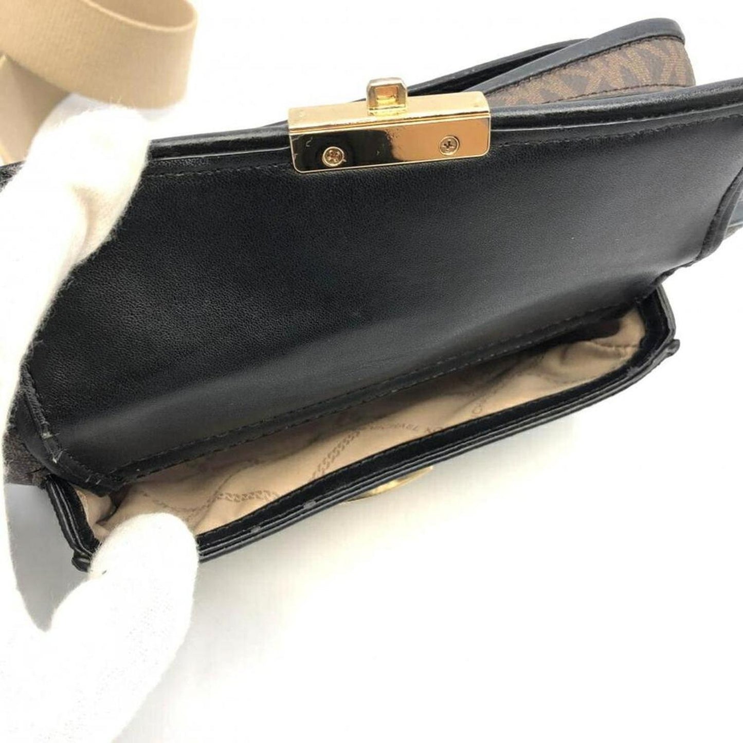 Shoulder Bag (Pre-Owned)
