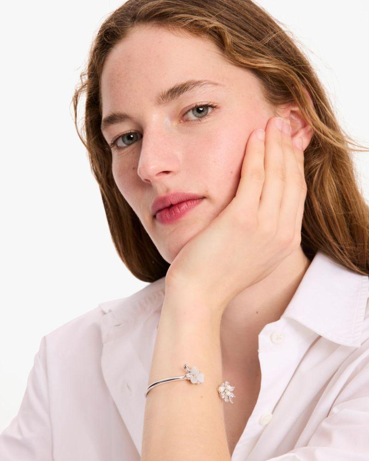 Precious Pansy Flex Cuff