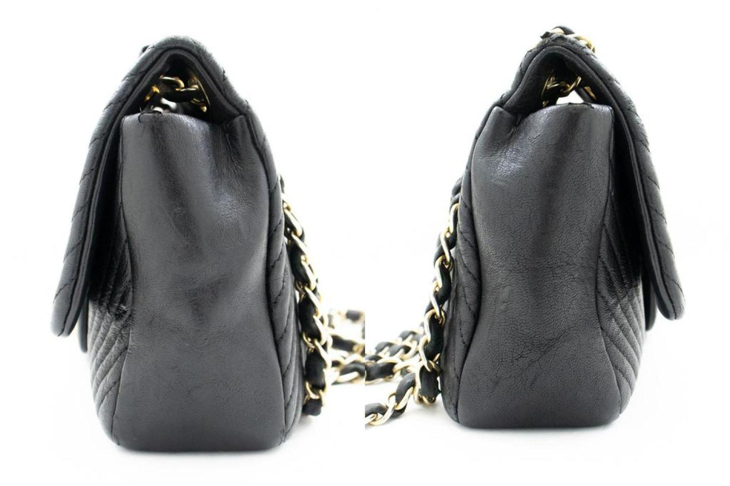 Chanel V-Stich Leather Shoulder Bag (Pre-Owned)