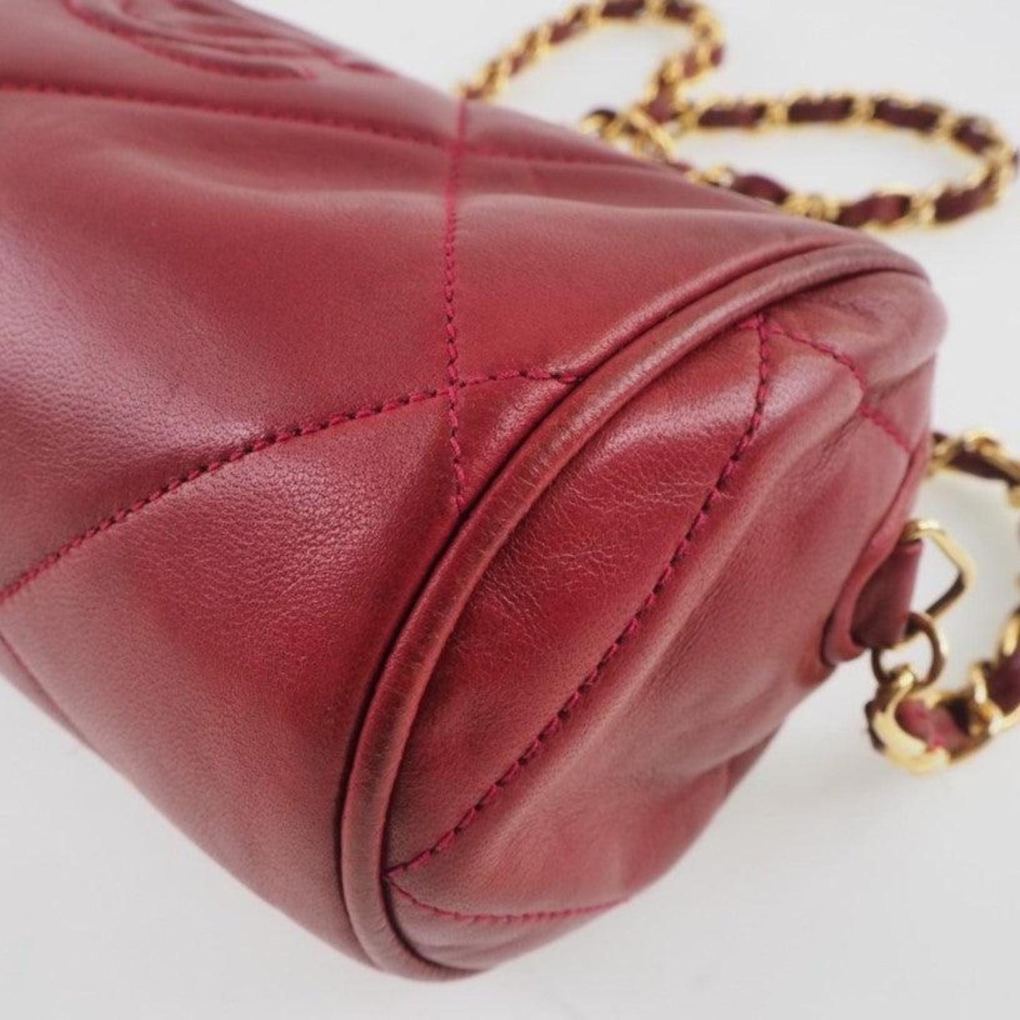 Chanel Matrasse Leather Shoulder Bag (Pre-Owned)