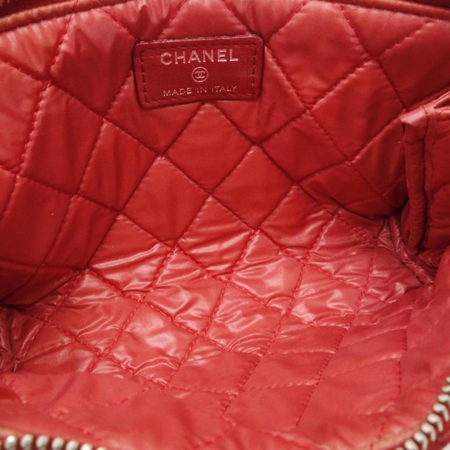Chanel Matelassé Leather Clutch Bag (Pre-Owned)