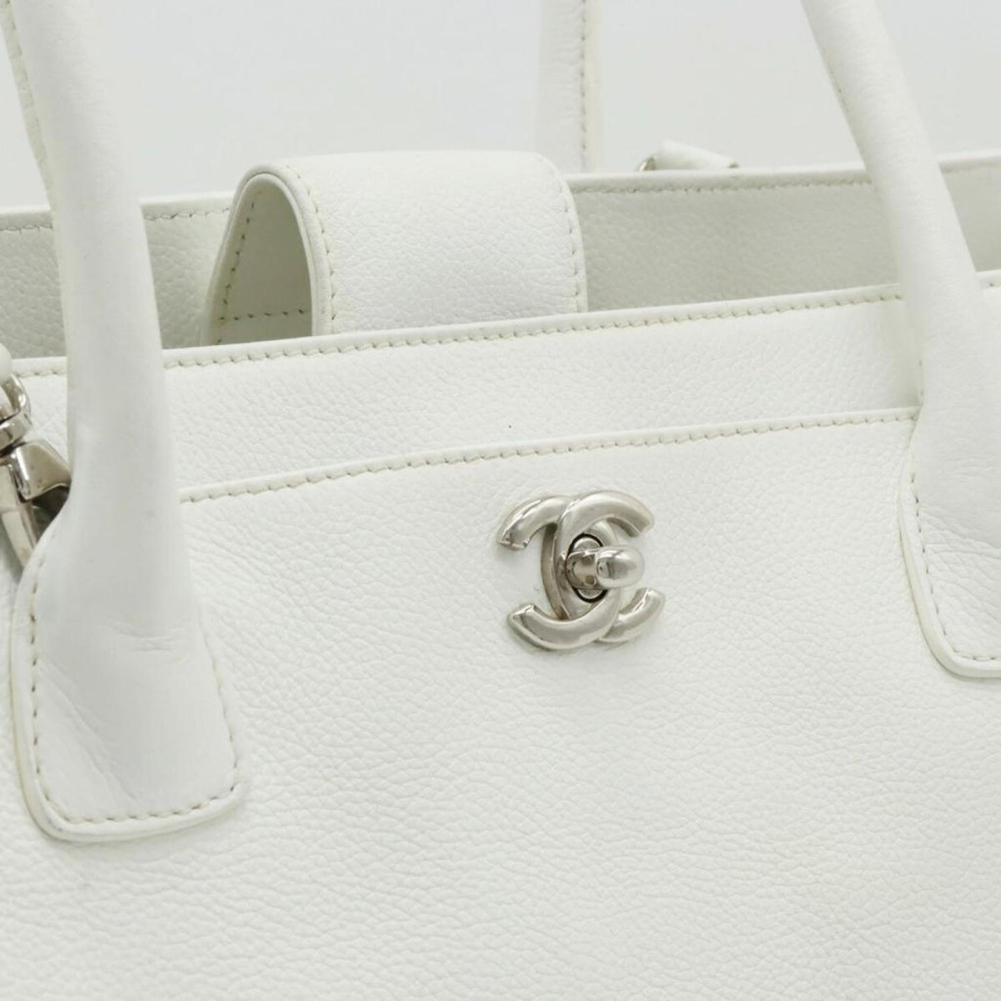 Chanel Executive Leather Tote Bag (Pre-Owned)