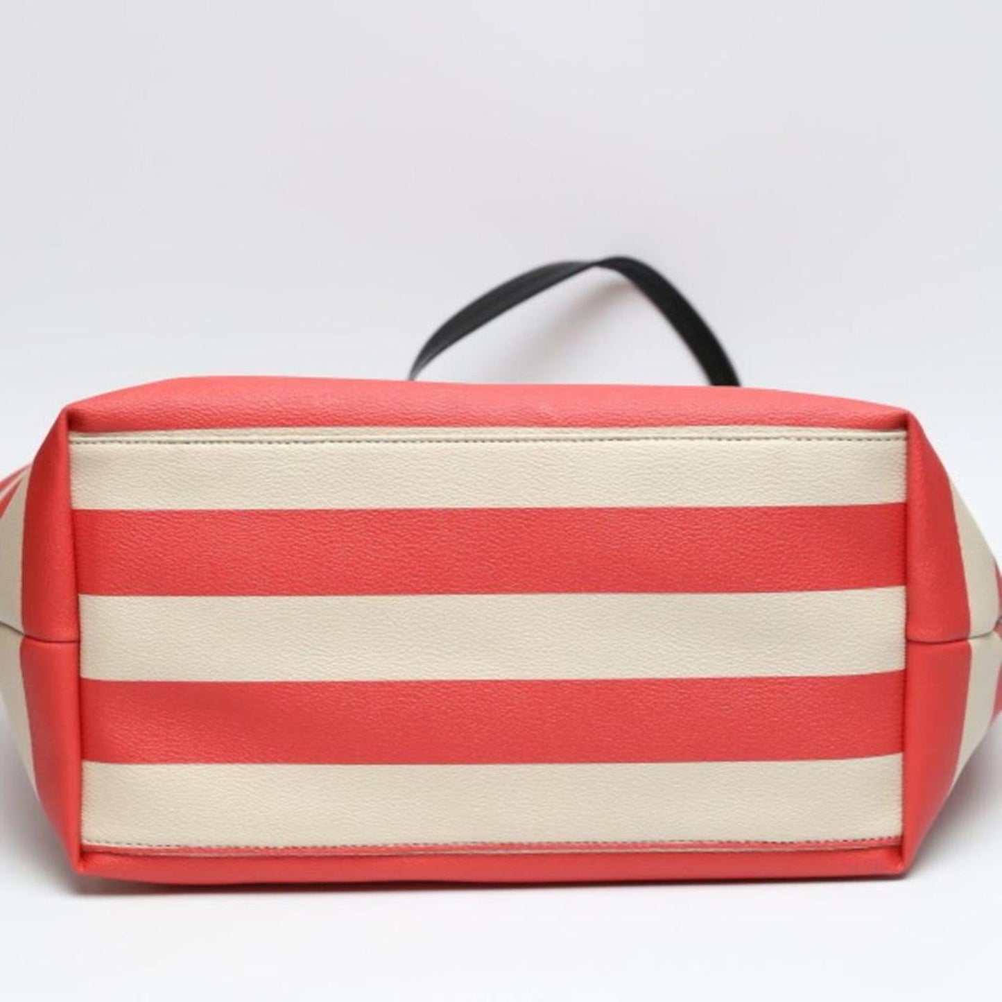 Color Pvc Leather Tote Bag (Pre-Owned)