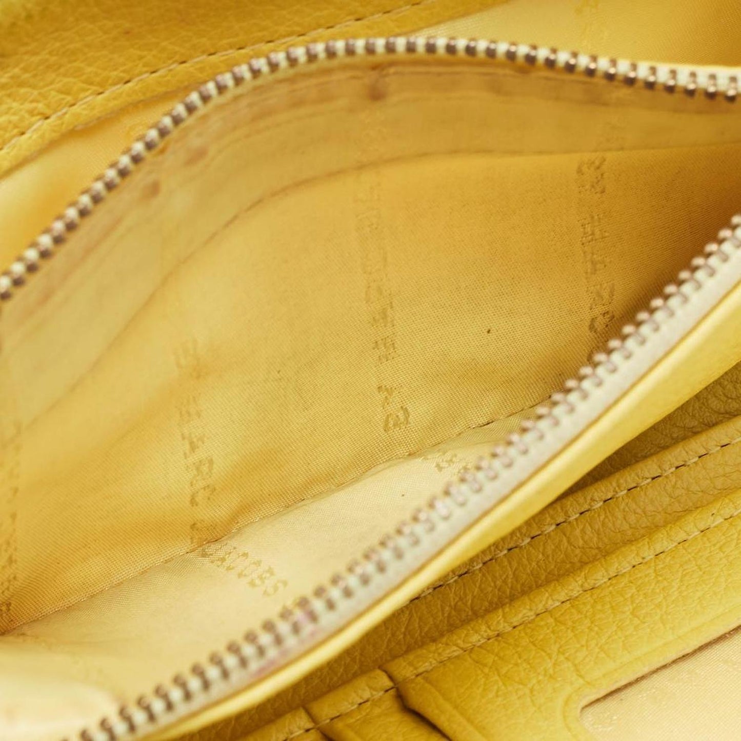 Marc By Marc Jacobs Leather Classic Q Zip Around Wallet