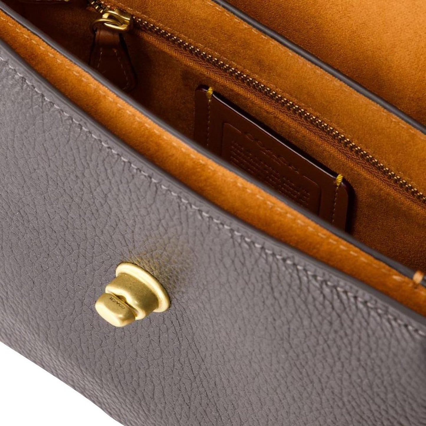 Cassie 19 Crossbody - Coach - Leather - Black