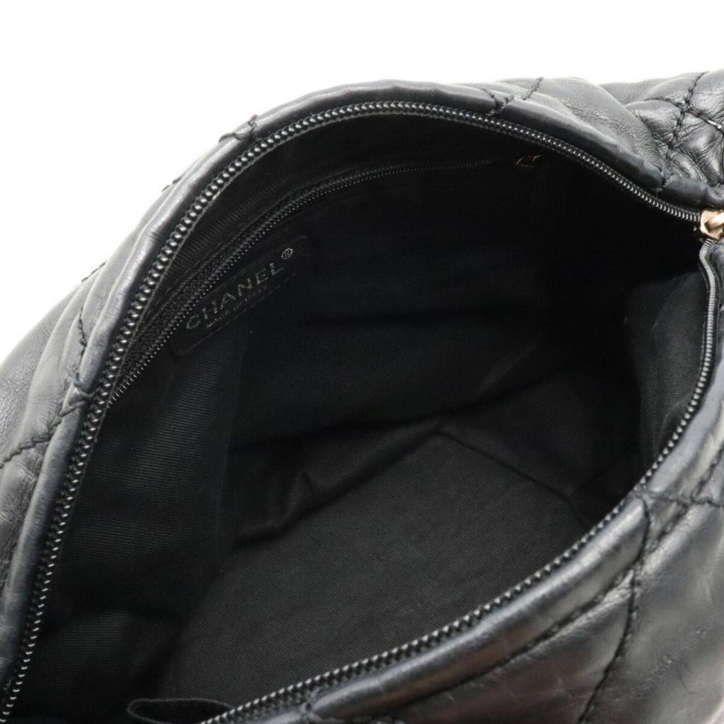 Chanel Wild Stitch Leather Tote Bag (Pre-Owned)