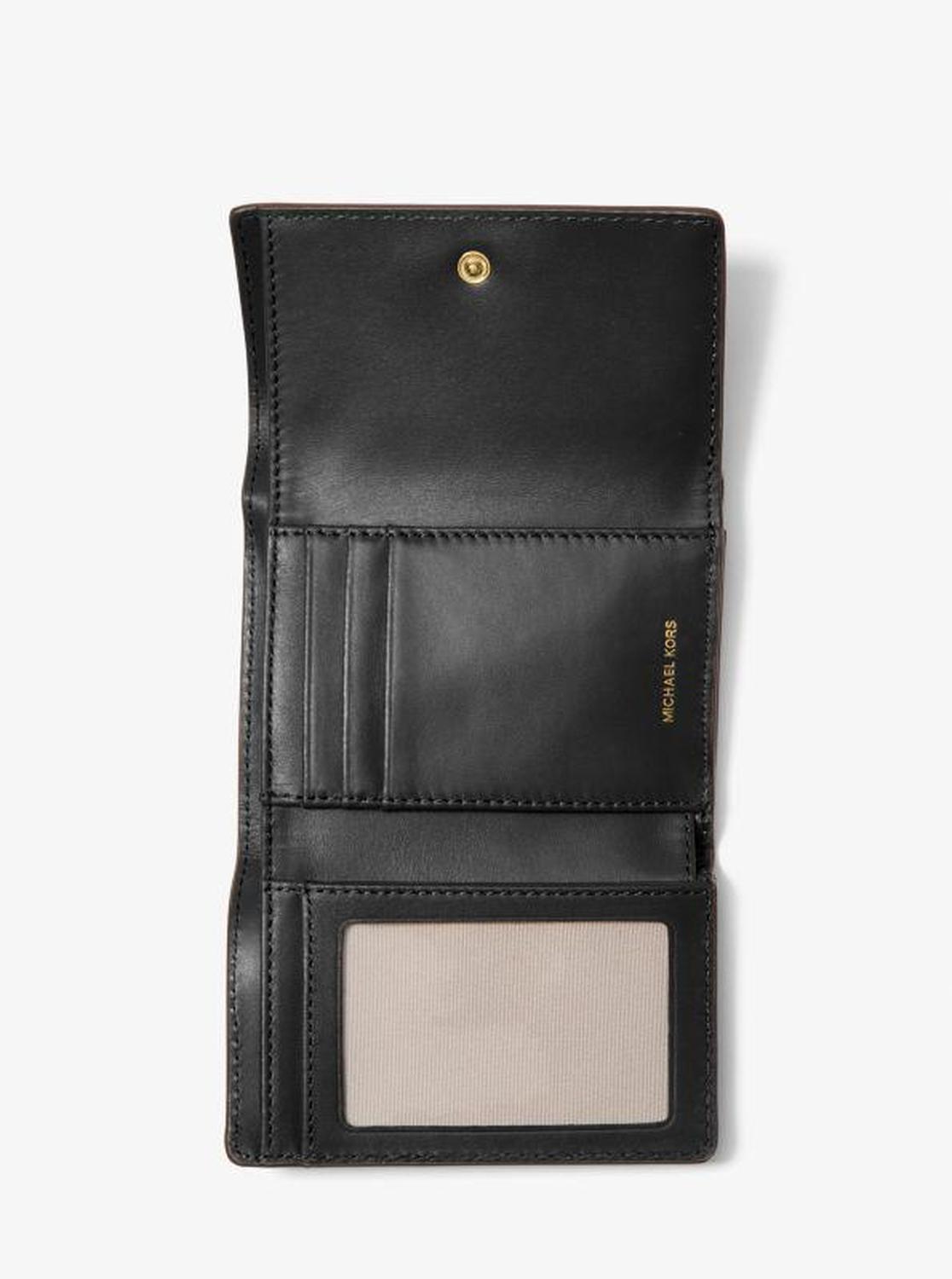 Bryant Medium Pebbled Leather Wallet