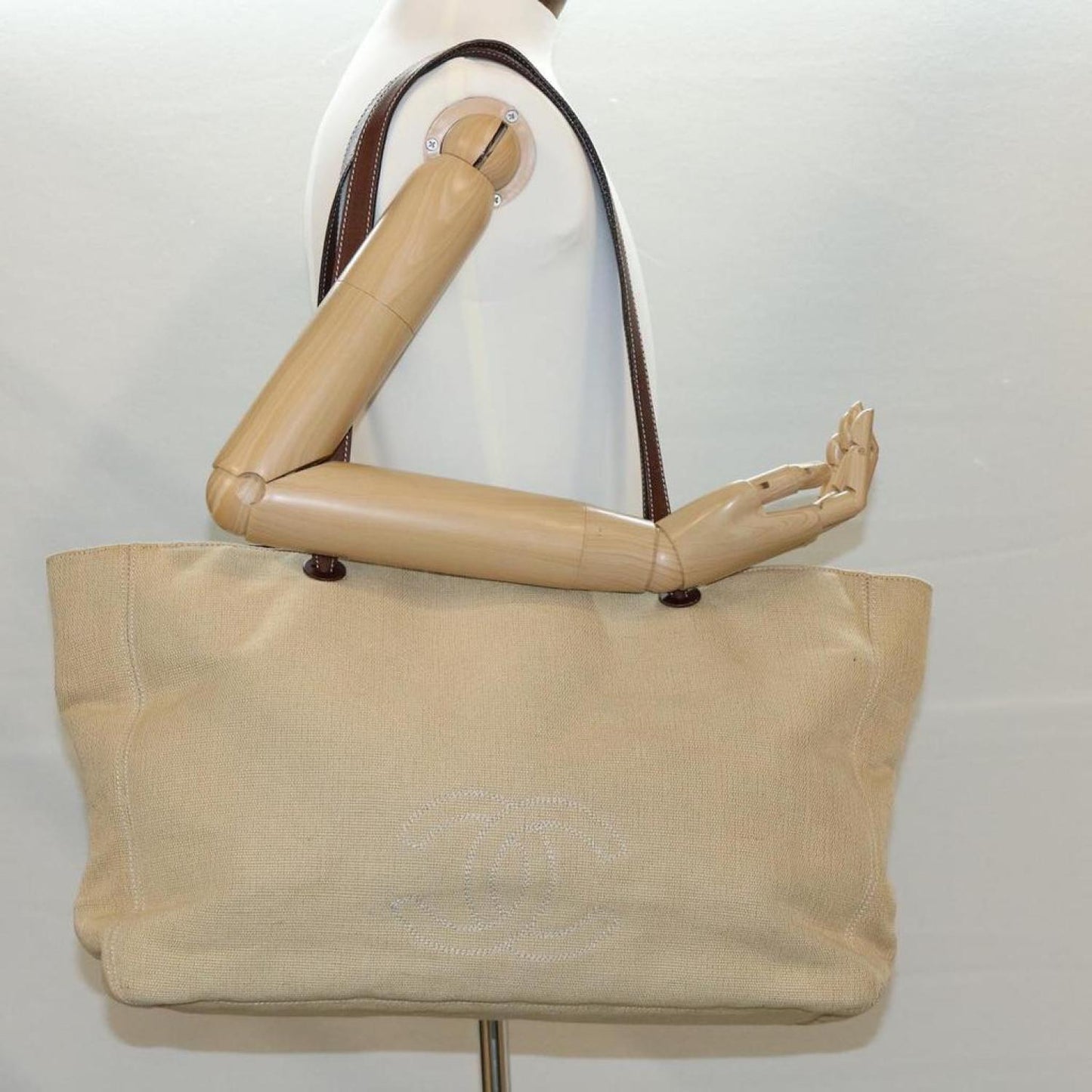 Chanel Canvas Tote Bag (Pre-Owned)
