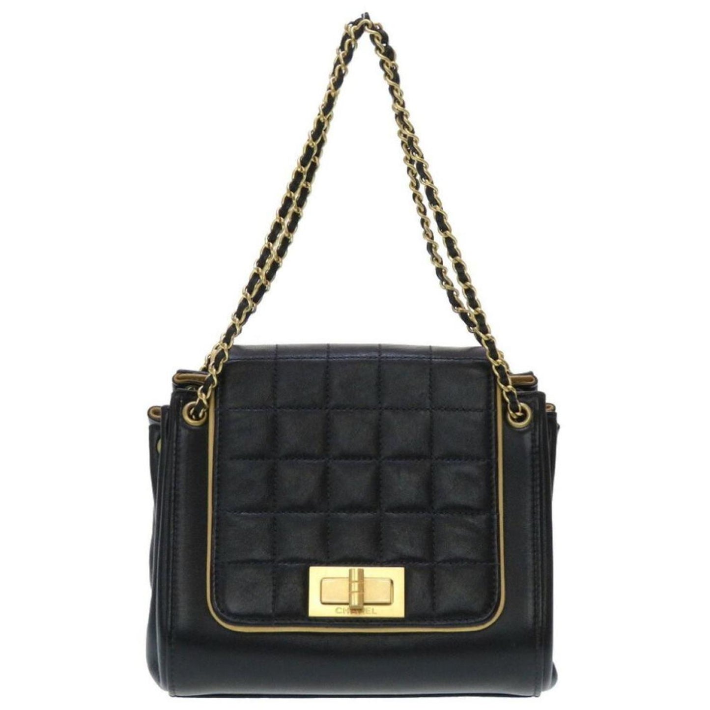 Chanel 2,55 Leather Shoulder Bag (Pre-Owned)