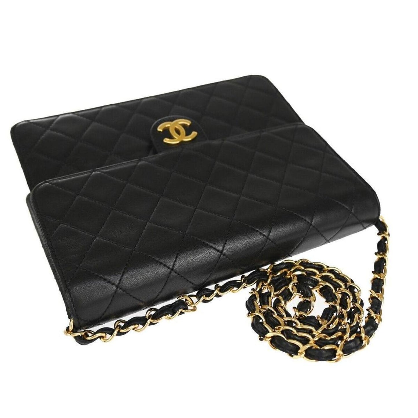 Chanel Matelassé Leather Shoulder Bag (Pre-Owned)
