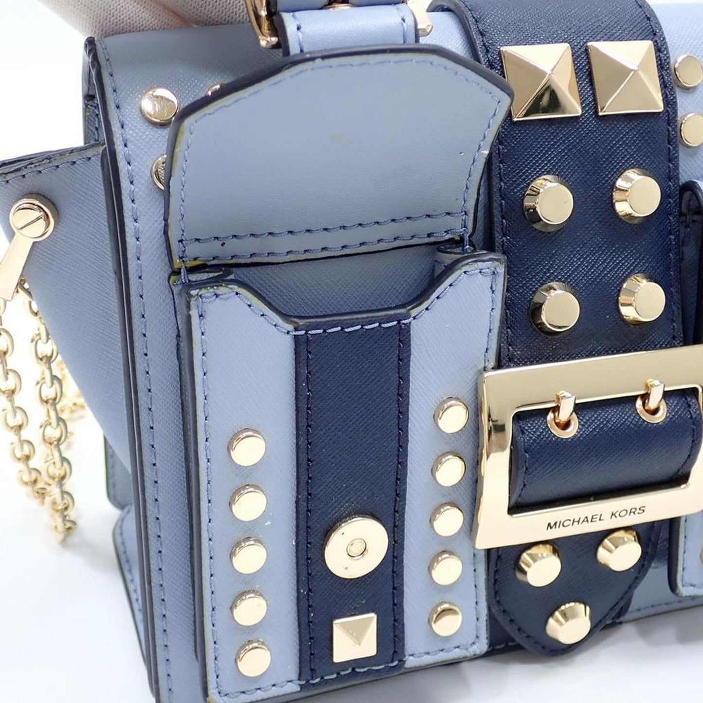 Leather Shoulder Bag (Pre-Owned)