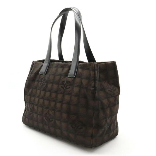 Chanel Travel Line  Synthetic Tote Bag (Pre-Owned)