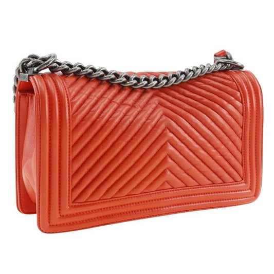Chanel Boy Leather Shoulder Bag (Pre-Owned)