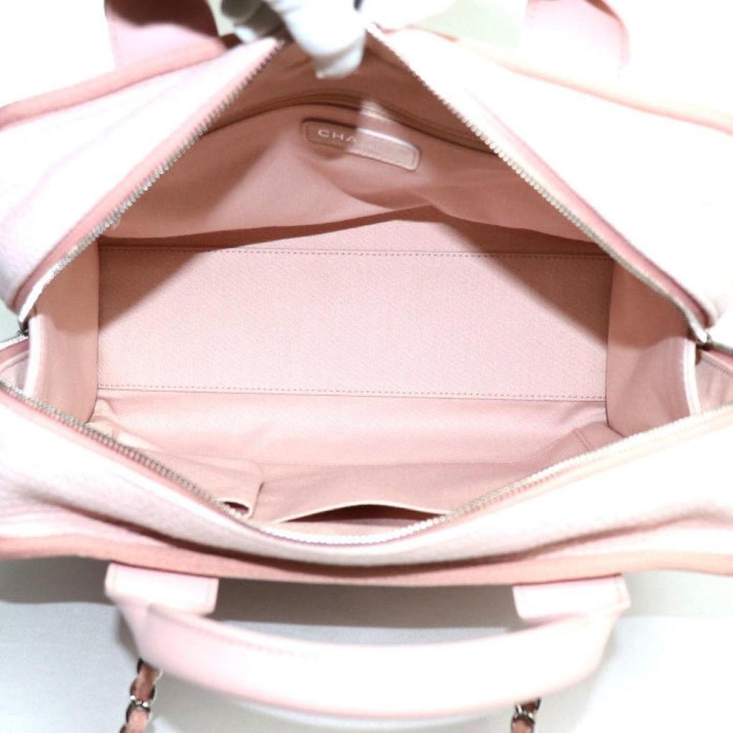 Chanel Deauville Canvas Shoulder Bag (Pre-Owned)