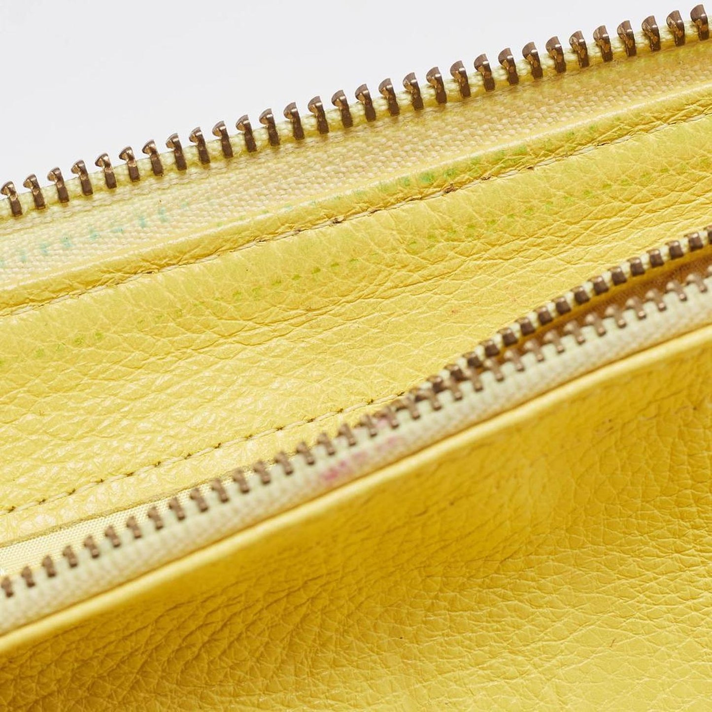 Marc By Marc Jacobs Leather Classic Q Zip Around Wallet