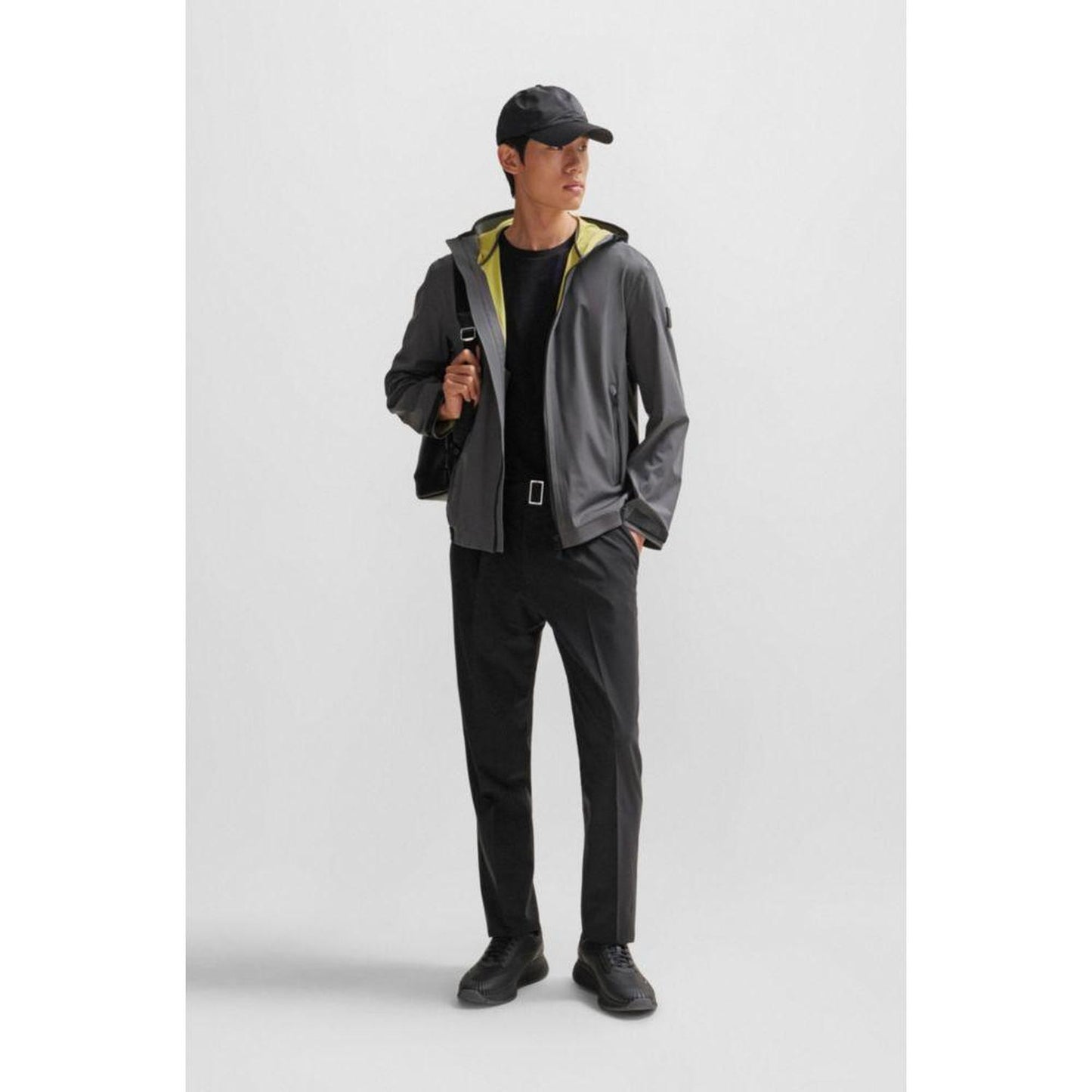 Water-repellent softshell jacket with logo badge