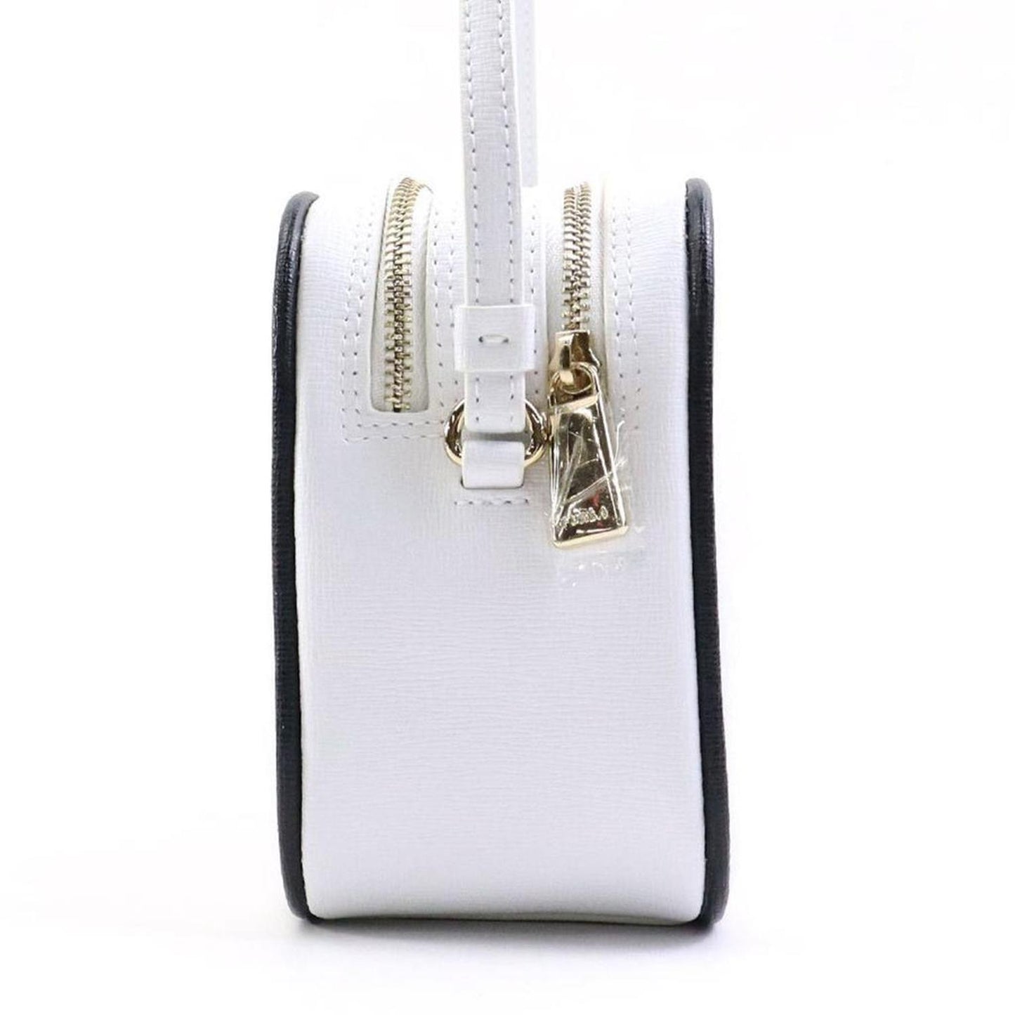 Leather Shoulder Bag (Pre-Owned)