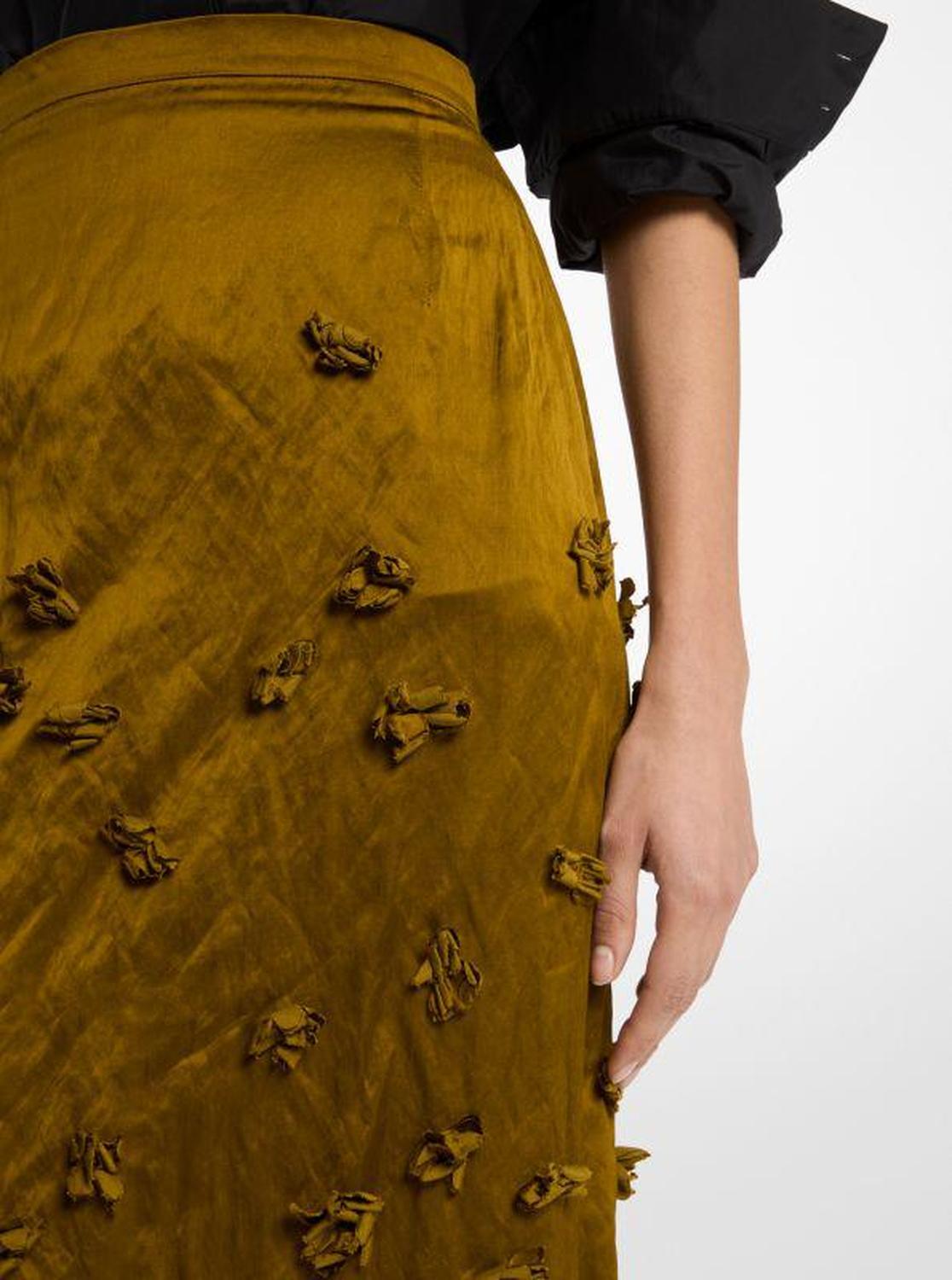 Hand-Embroidered Floral Crushed Duchesse Pencil Skirt