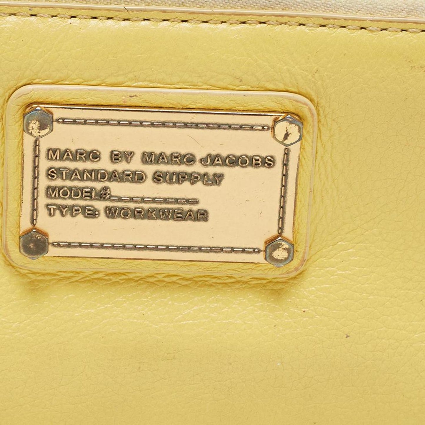 Marc By Marc Jacobs Leather Classic Q Zip Around Wallet