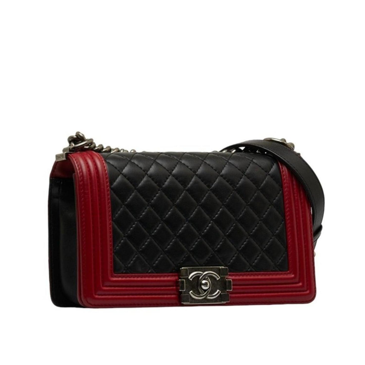 Chanel Boy Leather Shoulder Bag (Pre-Owned)