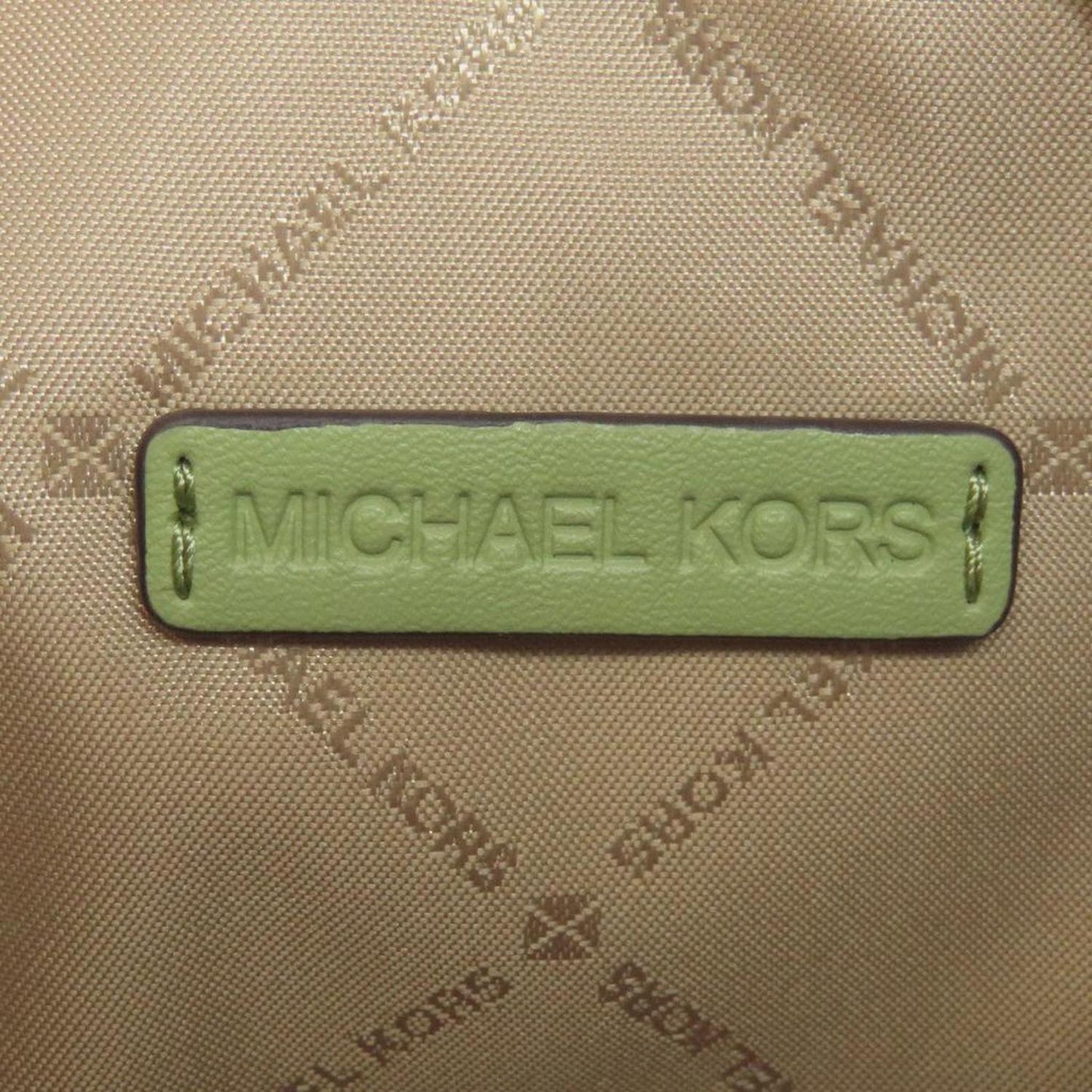 Michael Kors Dover Leather Shoulder Bag (Pre-Owned)