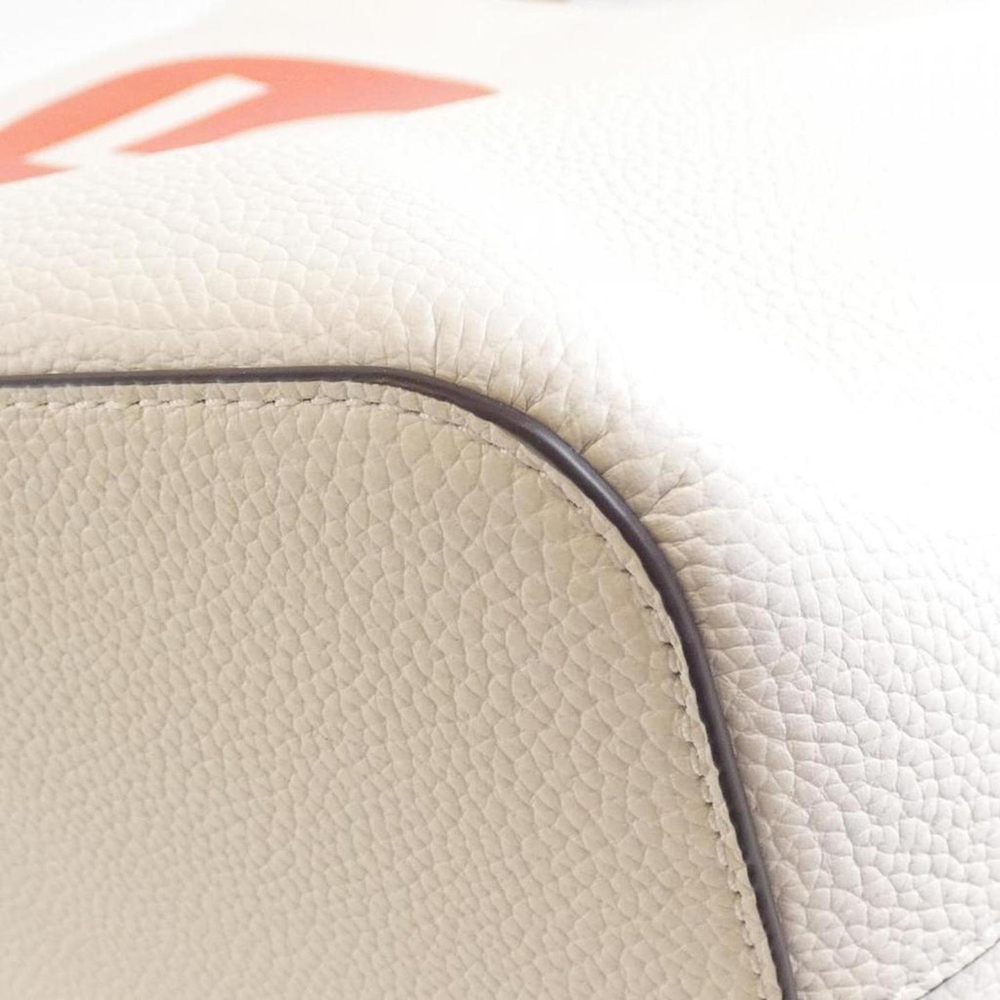 Color Leather Handbag Tote Bag (Pre-Owned)