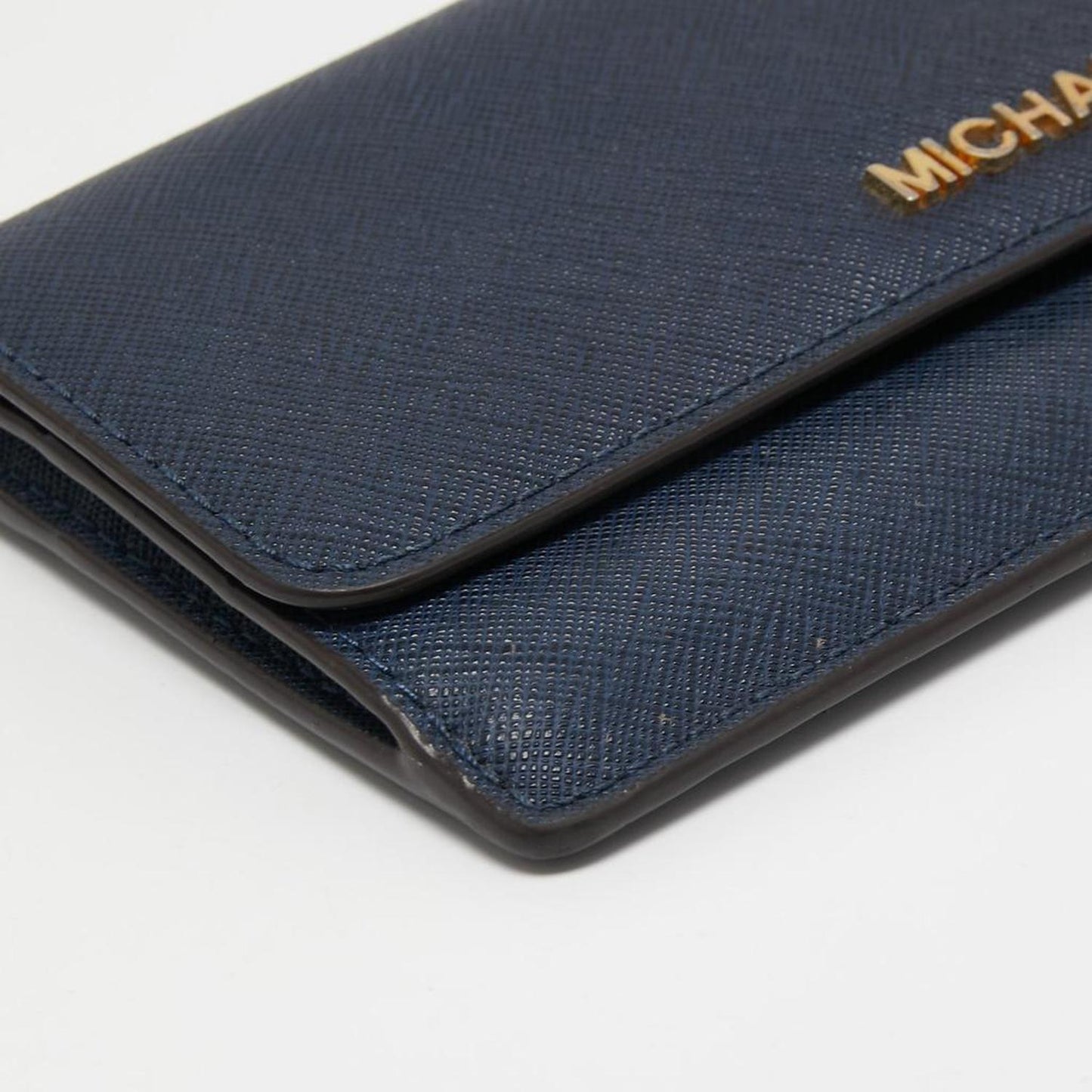 Michael Kors Blue Leather Jet Set Travel Wallet..
