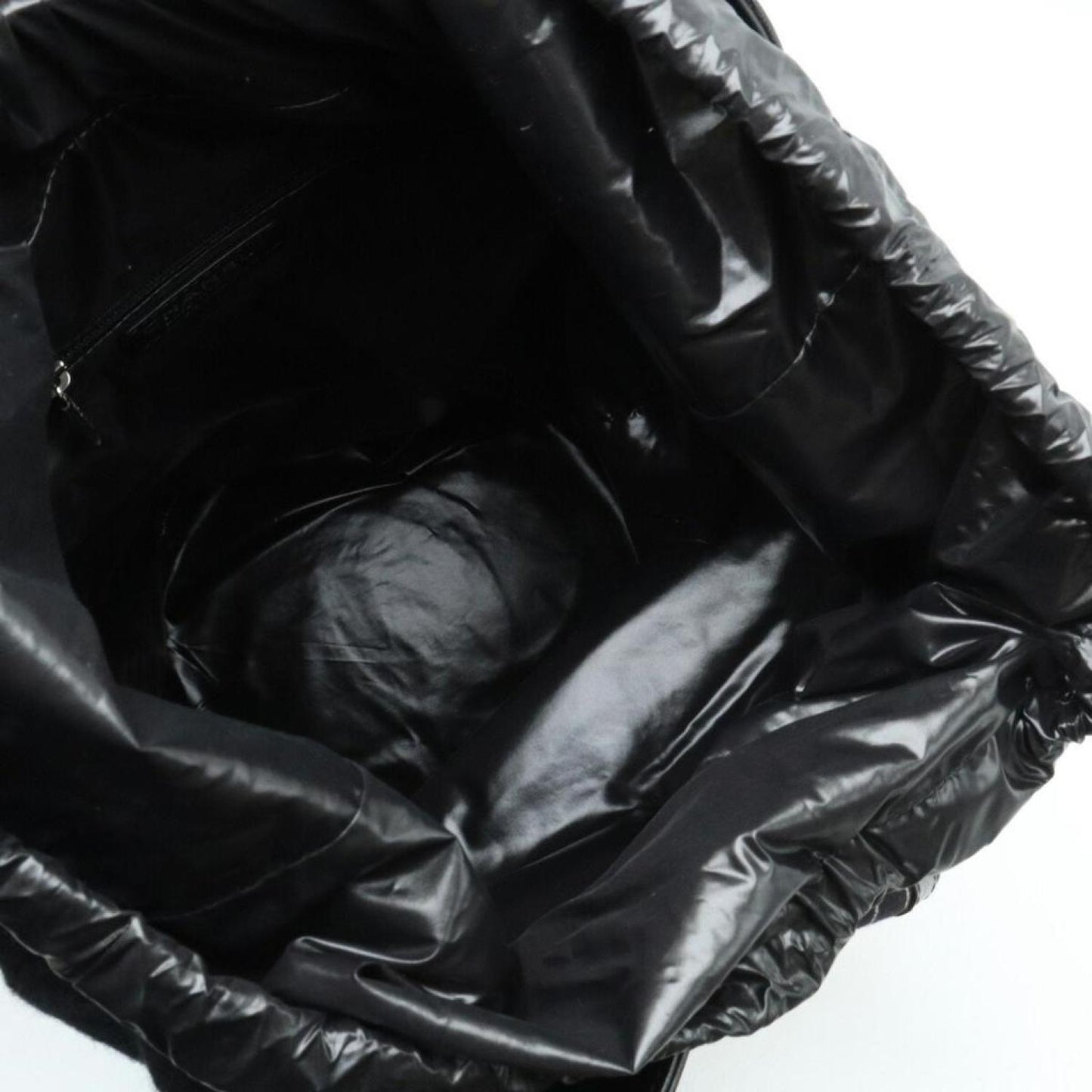 Chanel Drawstring Wool Shoulder Bag (Pre-Owned)
