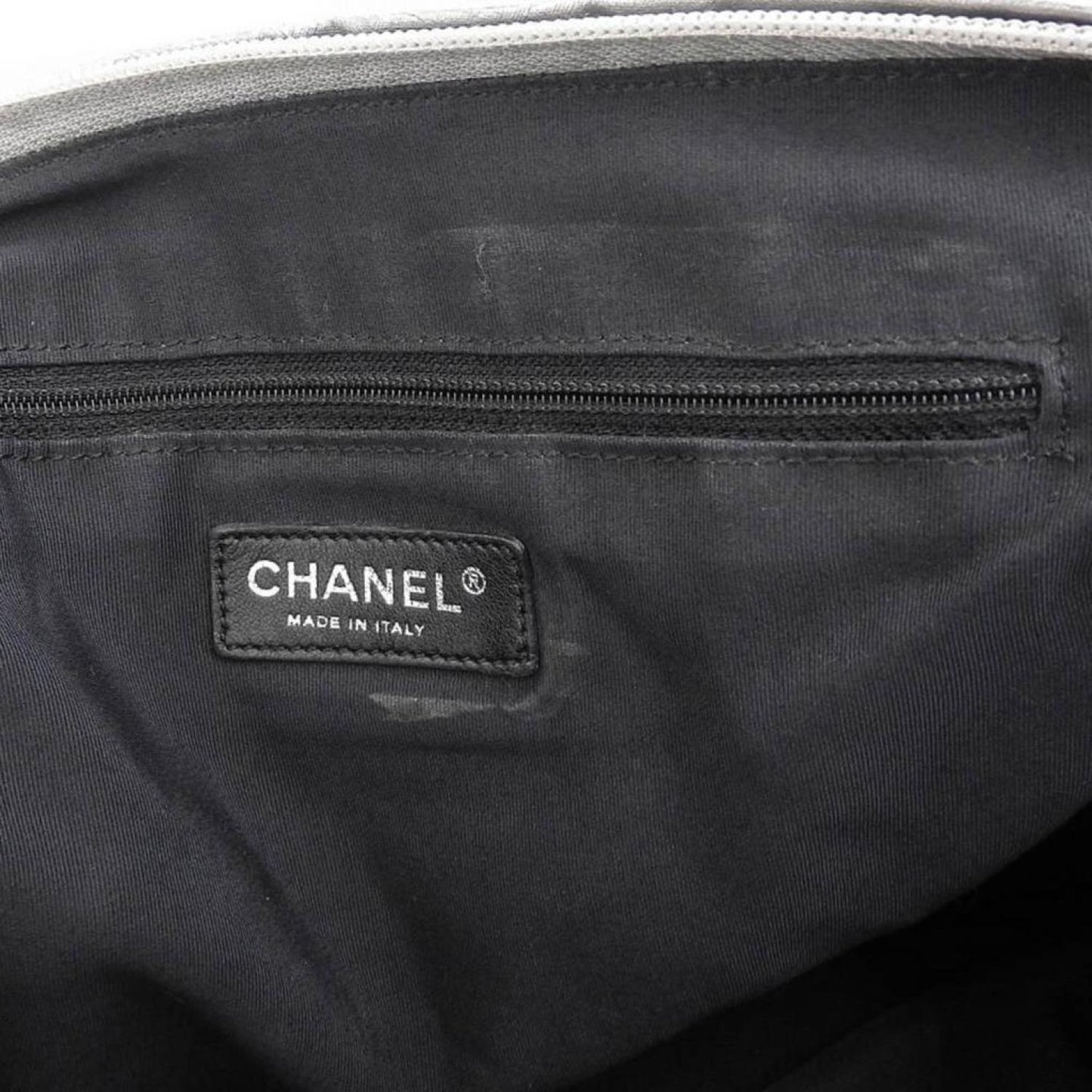 Chanel Unlimited Synthetic Tote Bag (Pre-Owned)