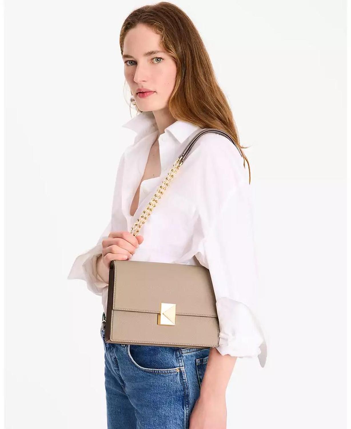 Deco Pebbled Leather Chain Shoulder Bag