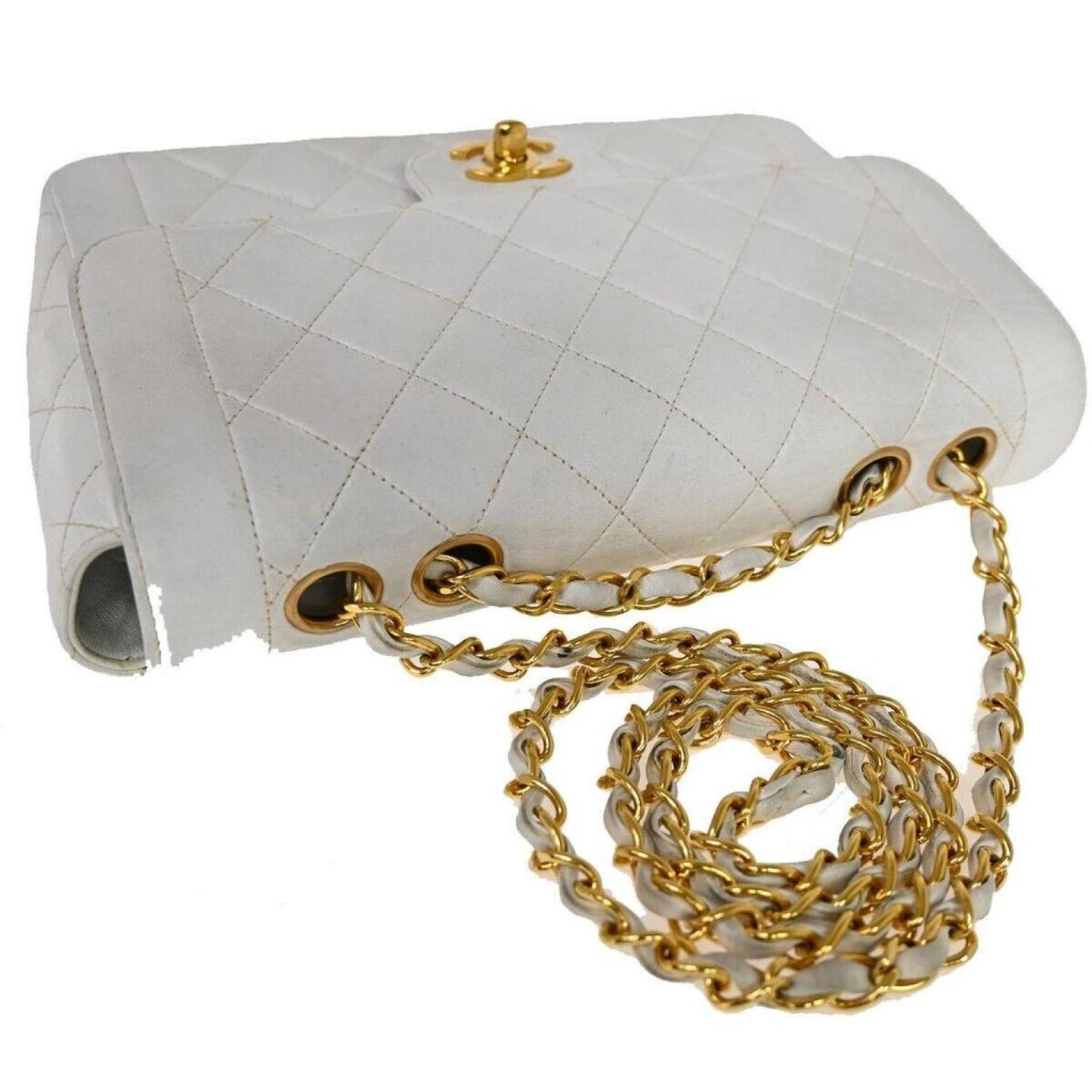 Chanel Matelassé Leather Shoulder Bag (Pre-Owned)