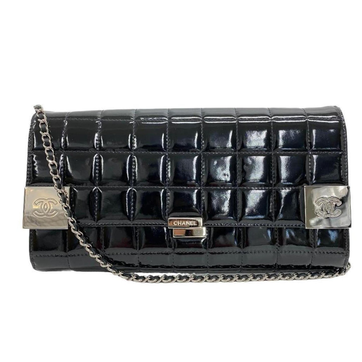 Chanel Chocolate Bar Patent Leather Shoulder Bag (Pre-Owned)