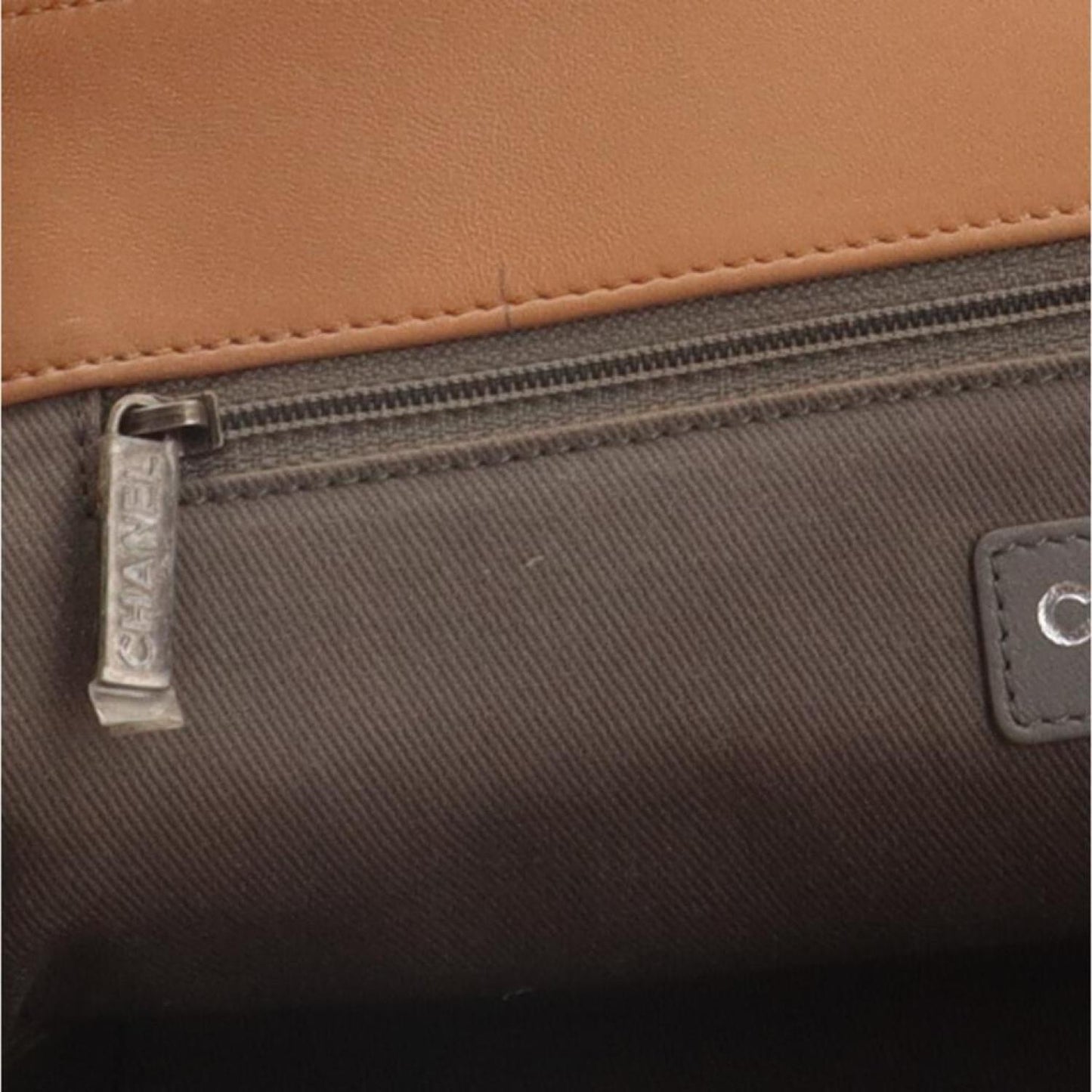 Chanel Boy Leather Shopper Bag (Pre-Owned)
