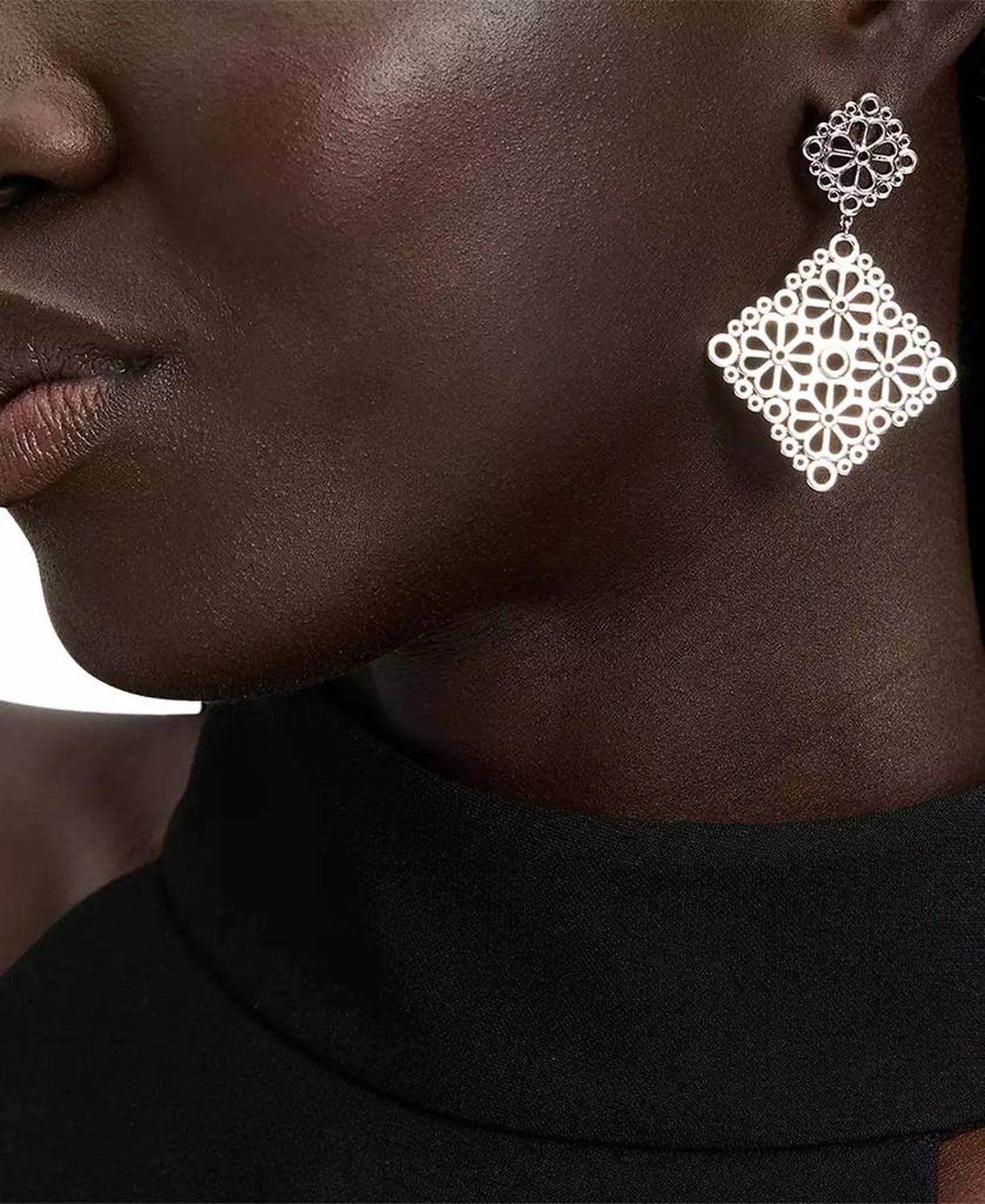 Spade Flower Lace Drop Earrings