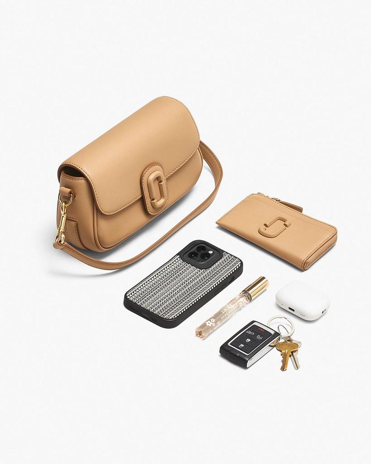 The Daisy Clover Shoulder Bag