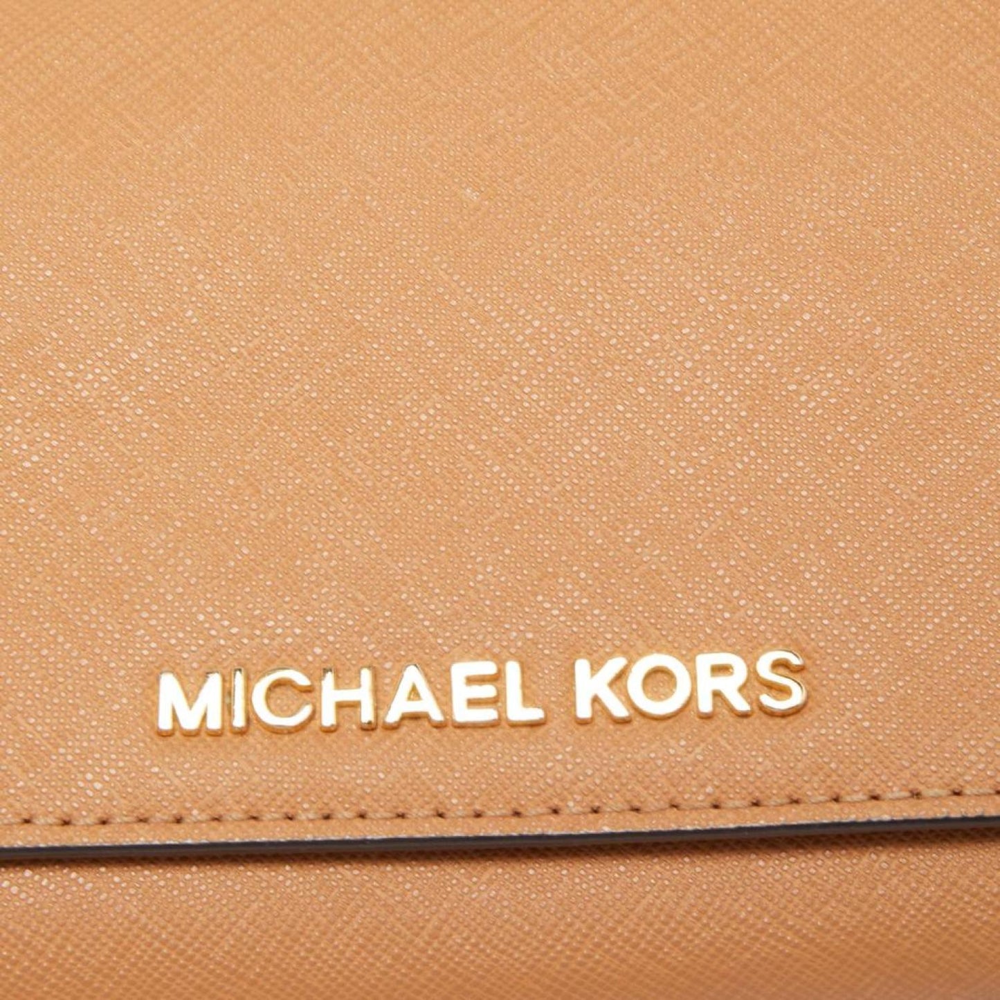 Michael Kors Beige Leather Jet Set Travel Wallet On Chain