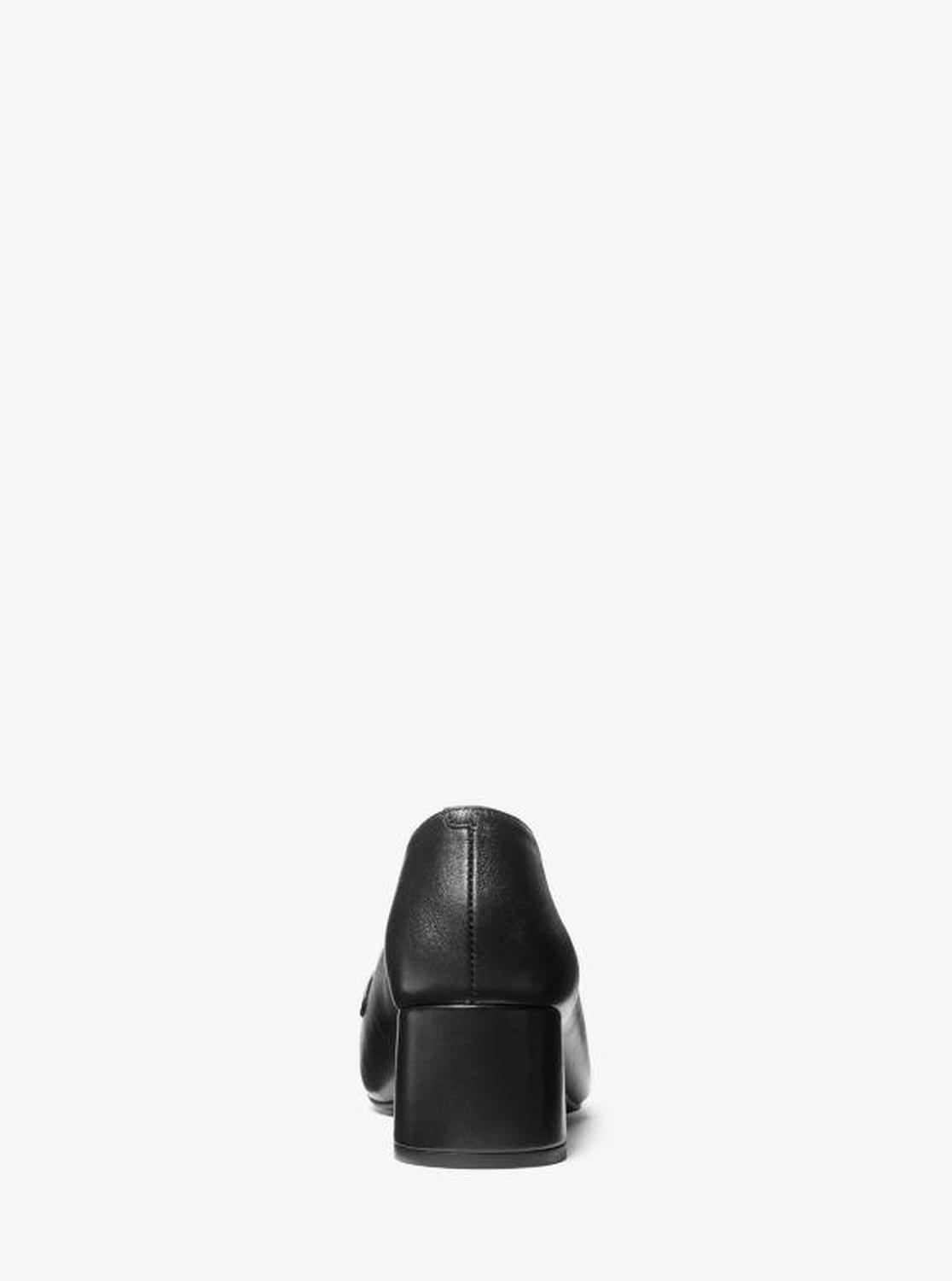 Mindy Flex Leather Loafer