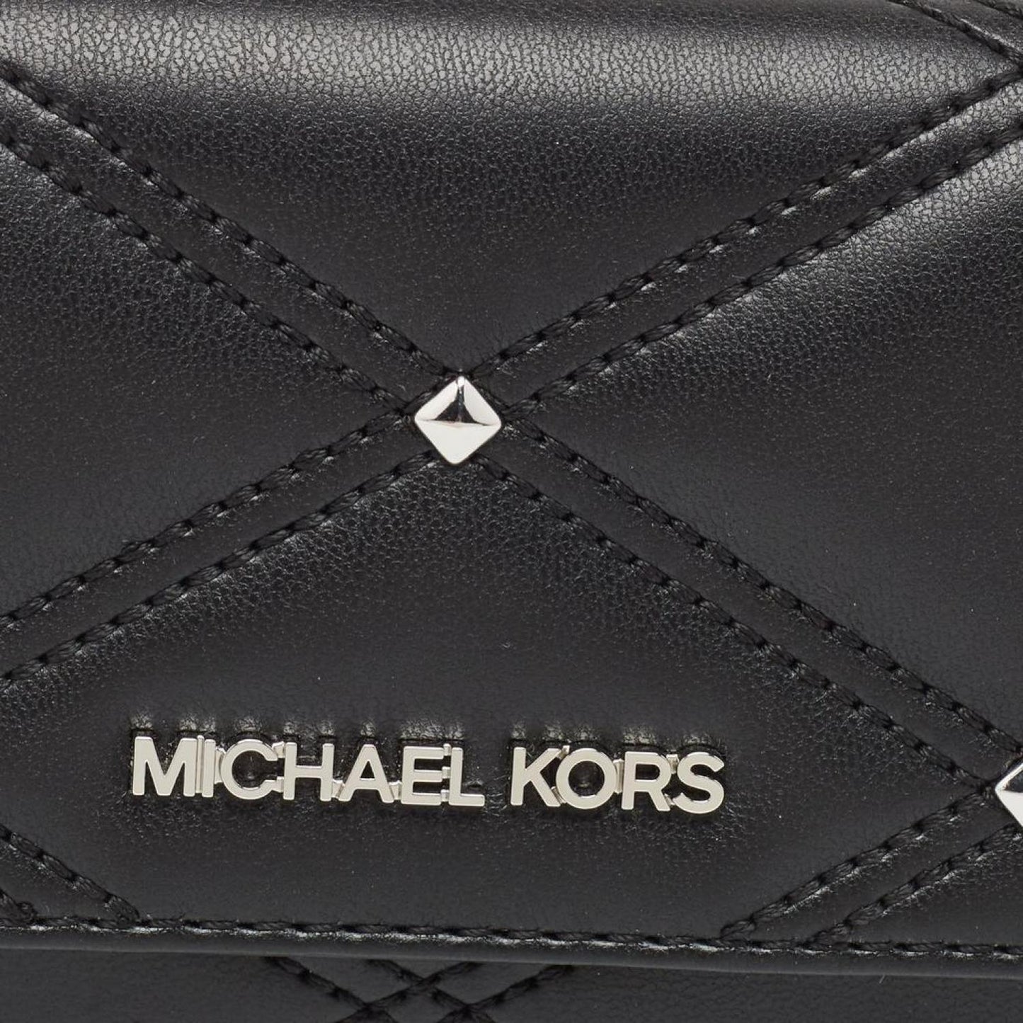 Michael Kors Quilted Leather Large Jet Set Travel Trifold Wallet