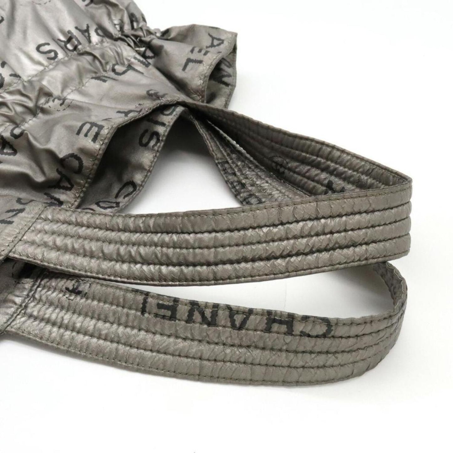 Chanel Synthetic Tote Bag (Pre-Owned)