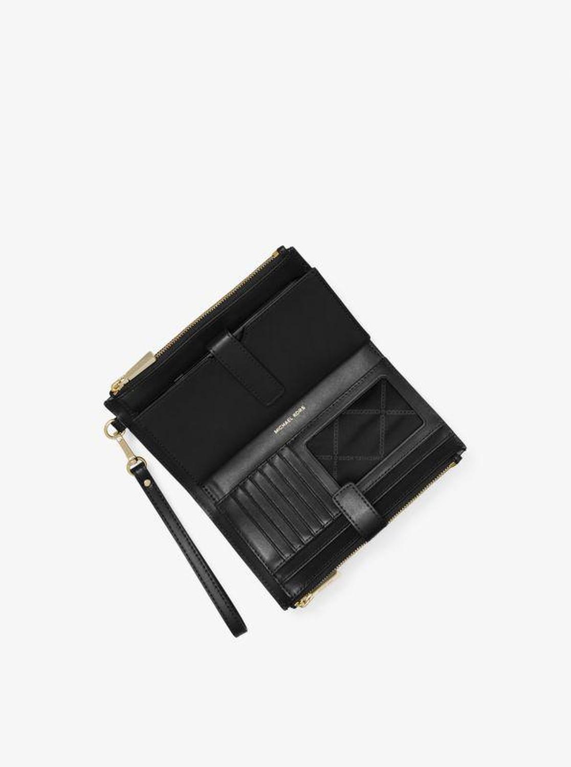 Jet Set Travel Pebbled Leather Smartphone Wallet