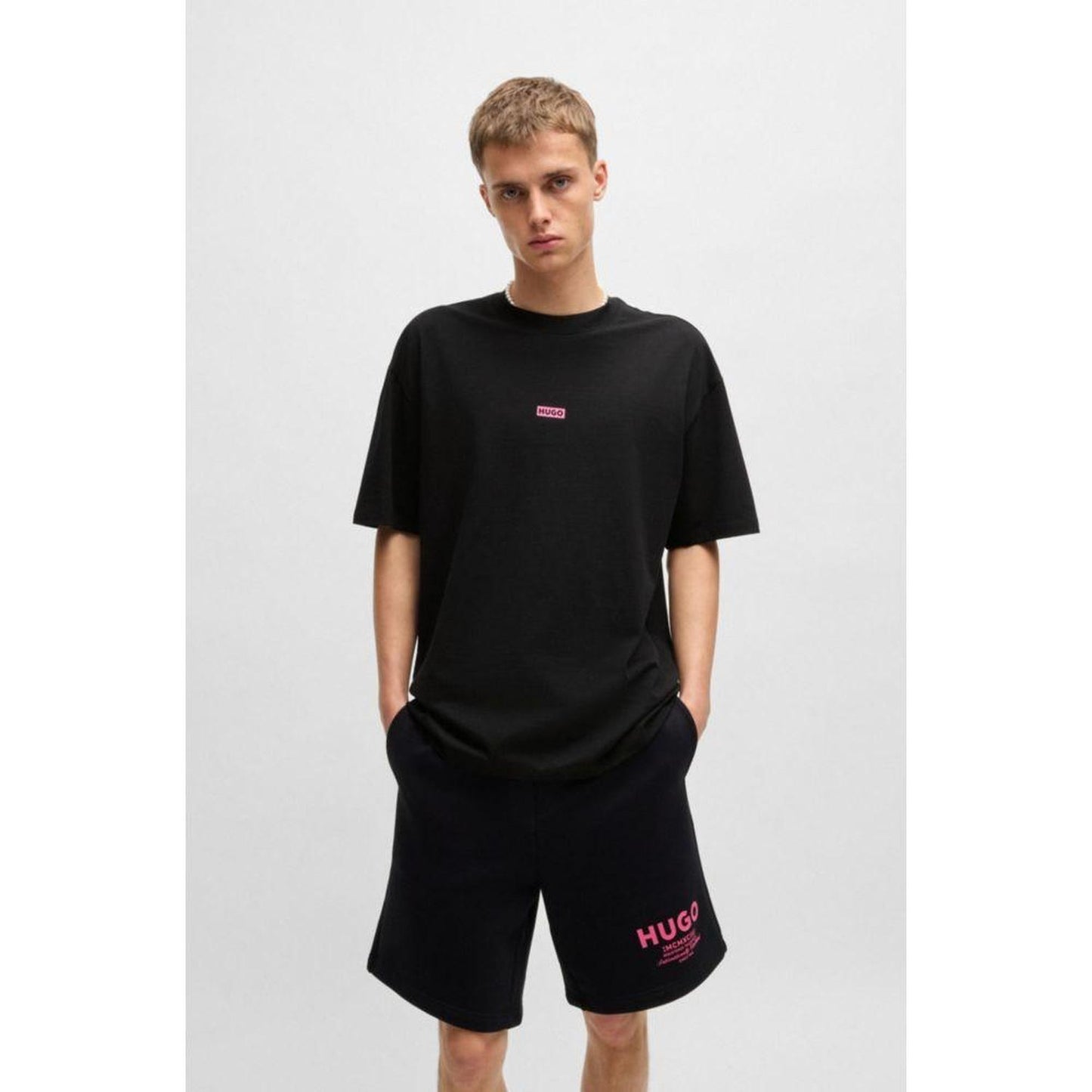 Cotton-jersey T-shirt with new-season logo story