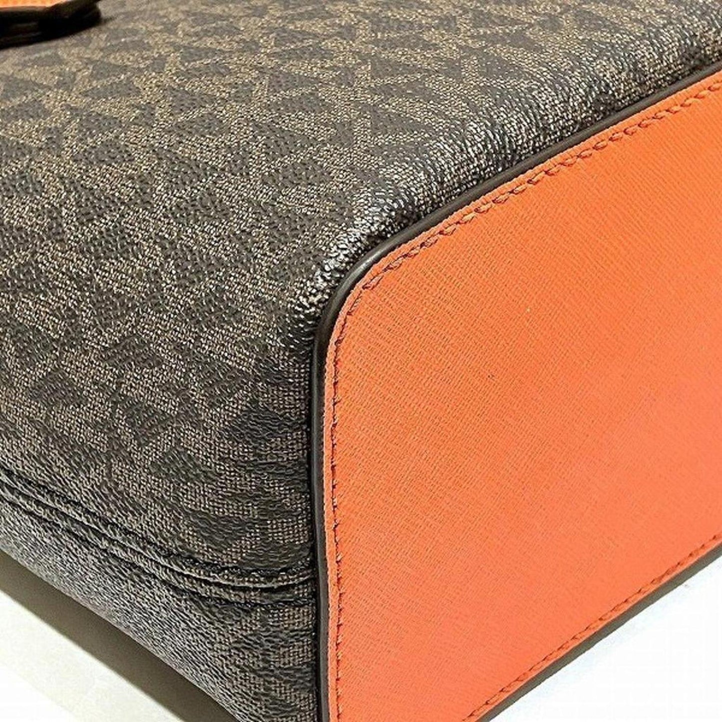 Leather Handbag Shoulder Bag (Pre-Owned)