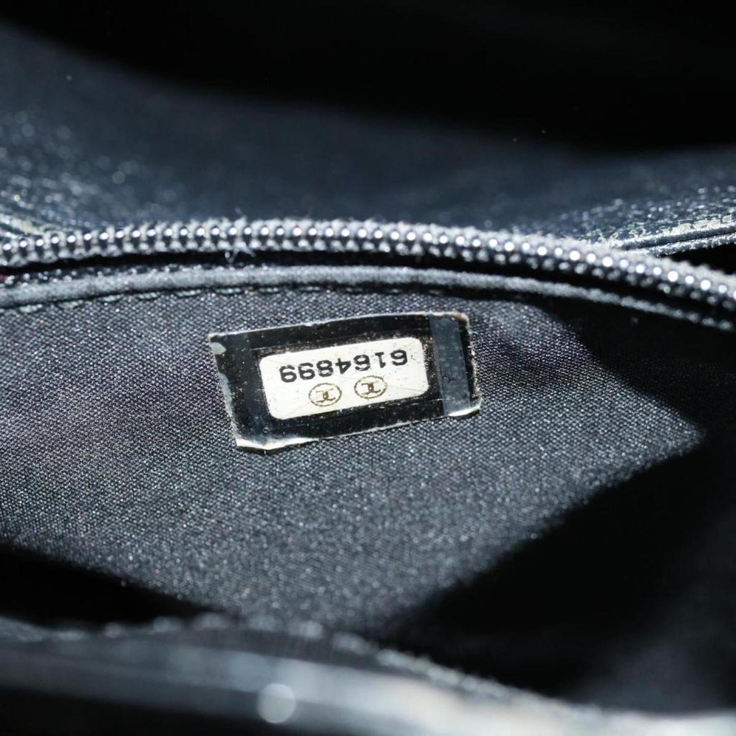 Chanel Quilted Patent Leather Shoulder Bag (Pre-Owned)