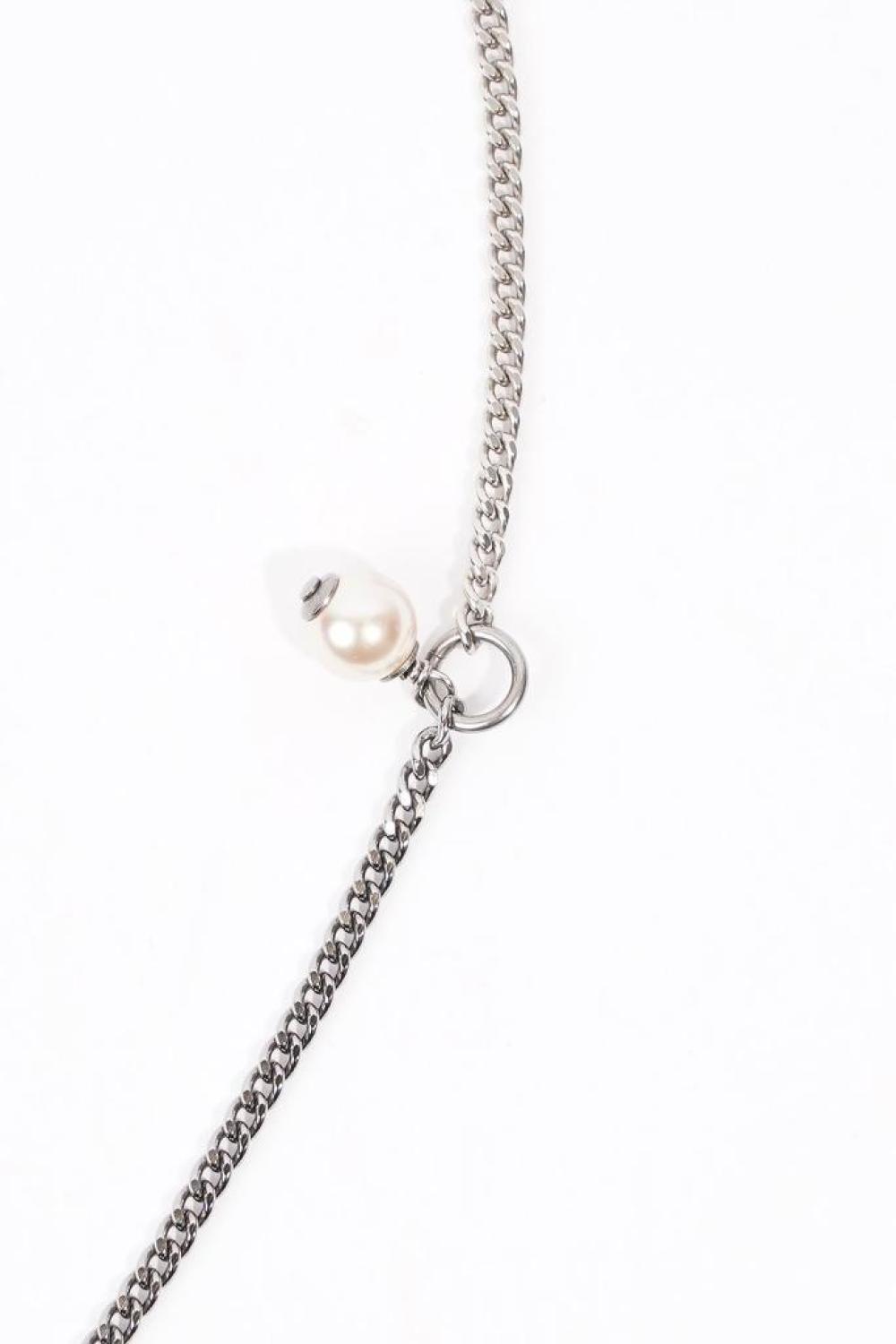 Chanel Logo Necklacce / Multi Colour Base Metal