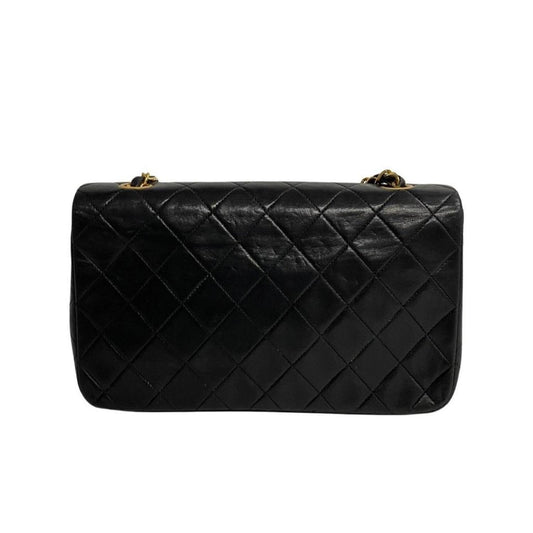 Chanel Matelassé Leather Shoulder Bag (Pre-Owned)